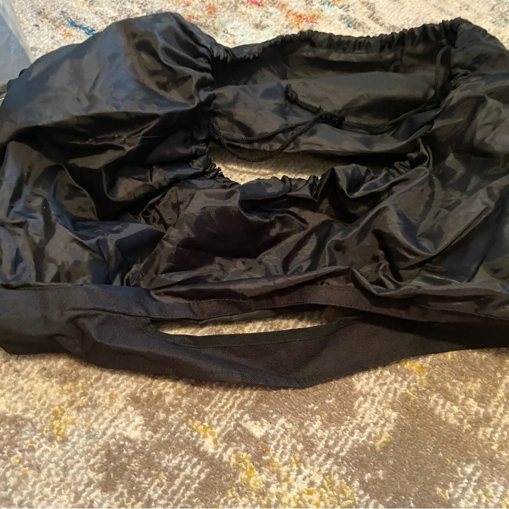 Thirty-One Black draw string topper for large utility tote